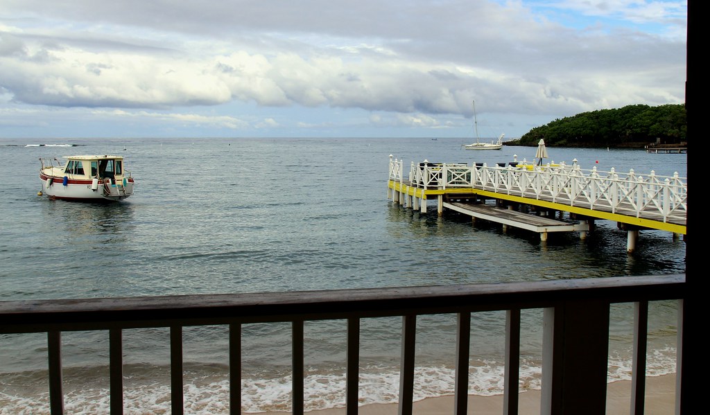 Isla Roatan — related to roatan tours excursions near me